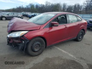2013 Ford Focus SE with VIN 1FADP3F20DL186110, listed as a Copart auction lot 54915265 with 122,117 mi miles and Salvage Title. Bid and sale history available at carsss.com. Image 1.