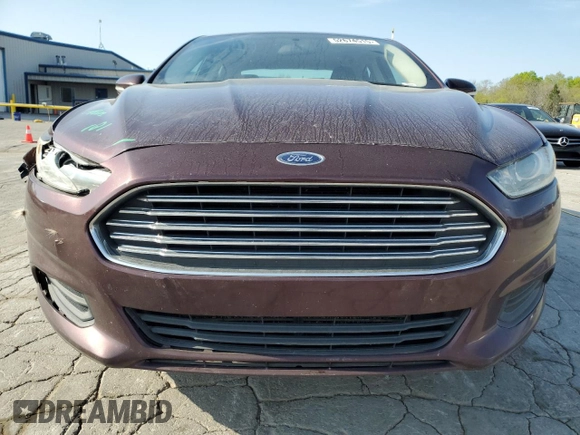 2013 Ford Fusion SE with VIN 3FA6P0HR3DR128298, listed as a Copart auction lot 52674515 with 161,936 mi miles and Salvage Title. Bid and sale history available at DreamBid. Image 5.