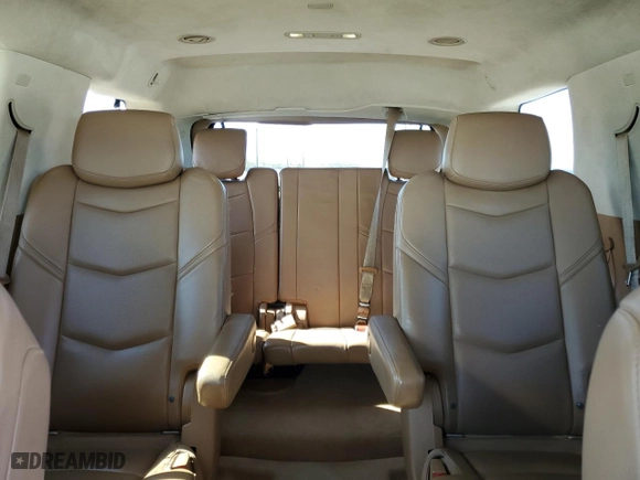 2015 Cadillac Escalade Platinum with VIN 1GYS3PKJXFR588065, listed as a Copart auction lot 85689674 with 111,651 mi miles and Salvage Title. Bid and sale history available at carsss.com. Image 10.