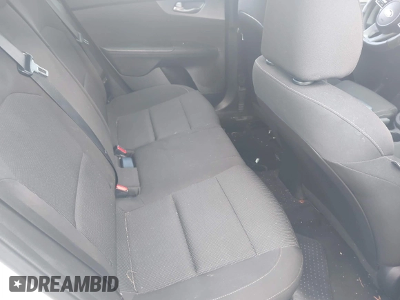 2021 Kia Forte LXS z VIN 3KPF24AD0ME349220, wystawiony jako IAAI lot #42339184 z przebiegiem 84 052 mil mil oraz . Historia ofert i sprzedaży dostępna na DreamBid. Obrazek 8.