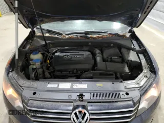2014 Volkswagen Passat Wolfsburg Edition z VIN 1VWAT7A31EC099721, wystawiony jako Copart lot #52241945 z przebiegiem 151 115 mil mil oraz Czysty tytuł • Clean title. Historia ofert i sprzedaży dostępna na DreamBid. Obrazek 11.