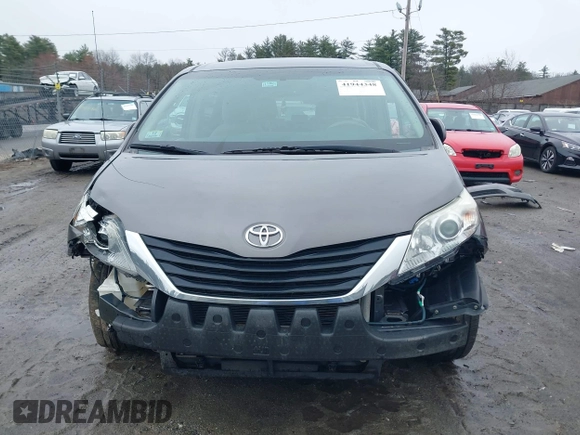 2012 Toyota Sienna LE AAS with VIN 5TDKK3DC8CS179642, listed as a IAAI auction lot 41944348 with Not Provided miles and . Bid and sale history available at DreamBid. Image 11.