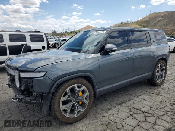 2022 Rivian R1S Launch Edition z VIN 7PDSGABL5NN001018, wystawiony jako Copart lot #56914725 z przebiegiem 26 156 mil mil oraz Szkoda całkowita • Salvage title. Historia ofert i sprzedaży dostępna na DreamBid. Obrazek 1.