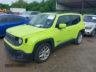 2018 Jeep Renegade Latitude with VIN ZACCJABBXJPJ60183, listed as a IAAI auction lot 41948498 with 72,893 mi miles. Bid and sale history available at carsss.com. Image 20.