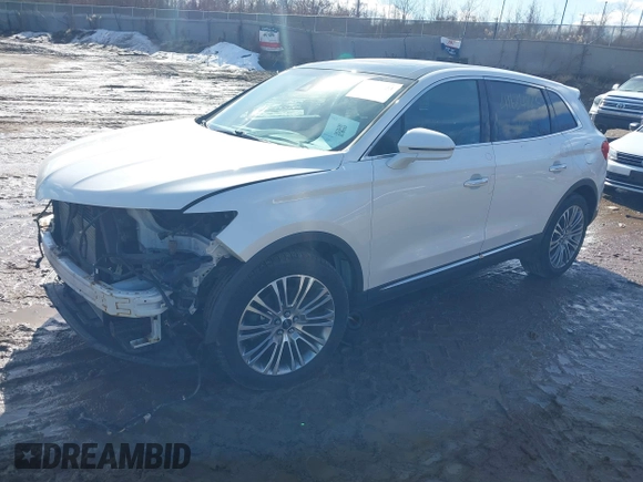 2016 Lincoln MKX Reserve with VIN 2LMTJ8LR4GBL44989, listed as a IAAI auction lot 41684823 with 101,528 mi miles. Bid and sale history available at carsss.com. Image 17.