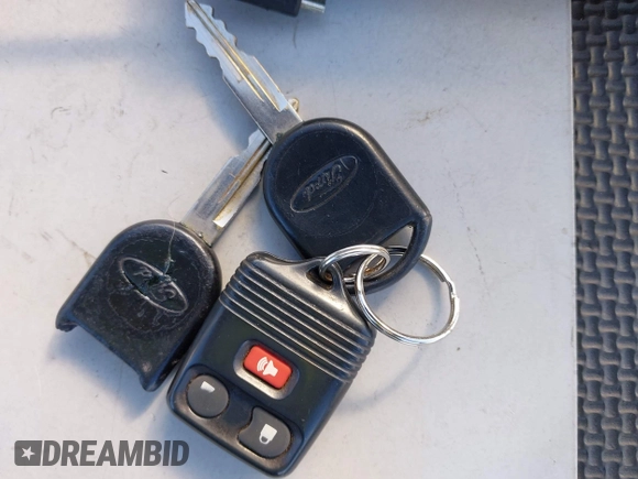 2006 Ford Escape XLT with VIN 1FMCU03116KA05836, listed as a IAAI auction lot 42310284 with 128,620 mi miles and . Bid and sale history available at DreamBid. Image 11.
