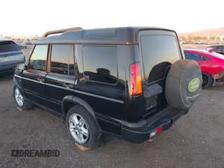 2004 Land Rover Discovery SE with VIN SALTY19454A830127, listed as a IAAI auction lot 41341565 with 174,356 mi miles. Bid and sale history available at carsss.com. Image 3.