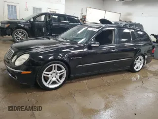2006 Mercedes-Benz E 500 with VIN WDBUH83J86X187774, listed as a Copart auction lot 71743564 with 202,865 mi miles and Clean Title. Bid and sale history available at carsss.com. Image 1.
