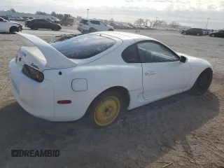 1997 Toyota Supra с VIN JT2DD82A4V0038759, выставлен на аукционе Copart как лот 86114544 с пробегом Не указан миль и Списание • Salvage title. История ставок и продаж доступна на DreamBid. Изображение 3.