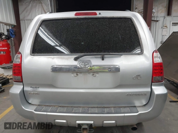 2008 Toyota 4Runner SR5 with VIN JTEZU14R58K011954, listed as a IAAI auction lot 41750443 with 262,787 mi miles. Bid and sale history available at carsss.com. Image 16.