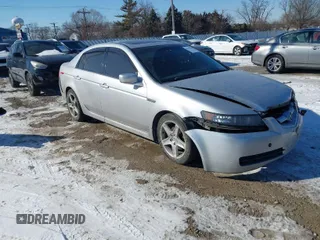 2005 Acura TL with VIN 19UUA66215A079515, listed as a IAAI auction lot 41639587 with 161,598 mi miles. Bid and sale history available at carsss.com. Image 1.