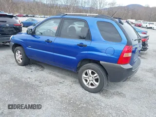 2008 Kia Sportage LX with VIN KNDJE723487477667, listed as a IAAI auction lot 41881032 with 225,840 mi miles and . Bid and sale history available at carsss.com. Image 3.