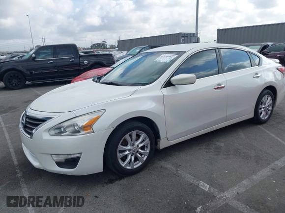 2014 Nissan Altima SV with VIN 1N4AL3AP9EN232475, listed as a IAAI auction lot 42136961 with 86,720 mi miles and . Bid and sale history available at DreamBid. Image 2.