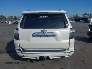 2014 Toyota 4Runner SR5 with VIN JTEZU5JR7E5078562, listed as a IAAI auction lot 41633470 with 274,757 mi miles and . Bid and sale history available at DreamBid. Image 16.