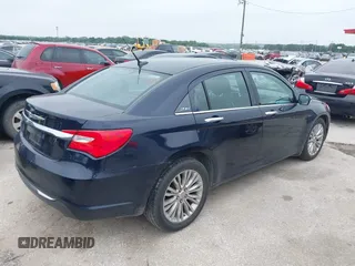 2011 Chrysler 200 Limited with VIN 1C3BC2FG8BN504337, listed as a IAAI auction lot 42175415 with 165,998 mi miles. Bid and sale history available at carsss.com. Image 4.