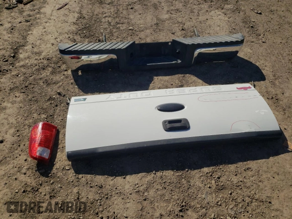 2011 Ford F-250 XL with VIN 1FT7X2A66BEC37719, listed as a Copart auction lot 46399235 with 243,220 mi miles and Salvage title. Bid and sale history available at DreamBid. Image 14.