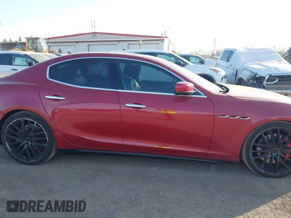 2014 Maserati Ghibli S Q4 z VIN ZAM57RTA1E1126505, wystawiony jako IAAI lot #42115267 z przebiegiem 90 760 mil mil oraz . Historia ofert i sprzedaży dostępna na DreamBid. Obrazek 13.