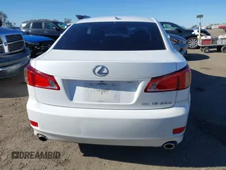 2013 Lexus IS 250 with VIN JTHCF5C2XD5062390, listed as a IAAI auction lot 41403300 with 84,181 mi miles and . Bid and sale history available at DreamBid. Image 17.