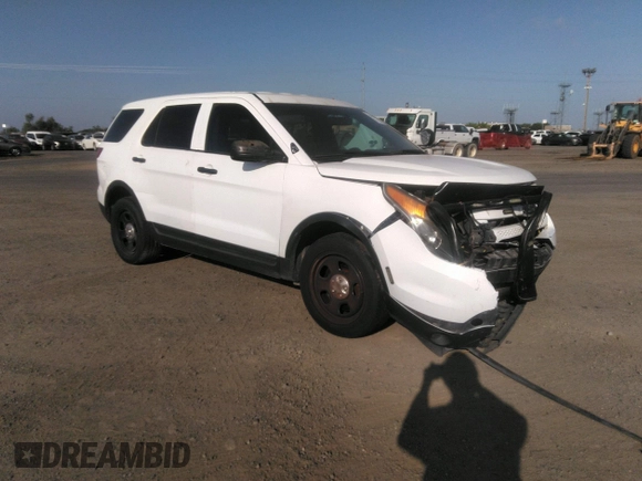 2013 Ford Utility Police Interceptor with VIN 1FM5K8AR7DGC25908, listed as a IAAI auction lot 42003694 with 137,422 mi miles. Bid and sale history available at carsss.com. Image 1.