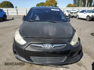2012 Hyundai Accent GLS z VIN KMHCT4AEXCU052251, wystawiony jako Copart lot #47814005 z przebiegiem 96 057 mil mil oraz Szkody całkowita. Historia ofert i sprzedaży dostępna na DreamBid. Obrazek 5.