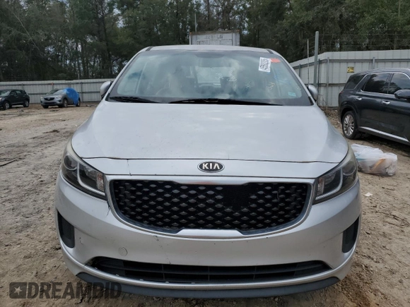 2015 Kia Sedona L with VIN KNDMA5C13F6023455, listed as a Copart auction lot 45580205 with 187,647 mi miles and Clean Title. Bid and sale history available at carsss.com. Image 5.