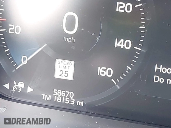 2021 Volvo XC60 Inscription Expression with VIN YV4BR0DL5M1820896, listed as a IAAI auction lot 42207370 with 58,670 mi miles and . Bid and sale history available at DreamBid. Image 15.