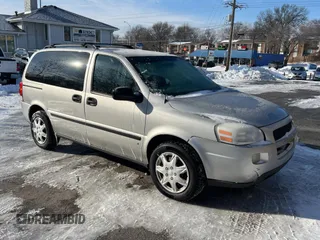 2007 Chevrolet Uplander LS with VIN 1GNDU23147D110095, listed as a Copart auction lot 88246975 with 155,889 mi miles and Clean Title. Bid and sale history available at carsss.com. Image 1.