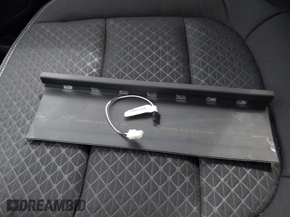 2025 Ford Escape Active z VIN 1FMCU0GN0SUA19156, wystawiony jako IAAI lot #41815194 z przebiegiem Nie podano mil oraz . Historia ofert i sprzedaży dostępna na DreamBid. Obrazek 12.