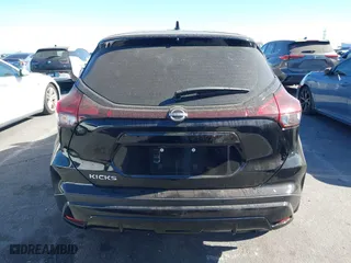 2023 Nissan Kicks S with VIN 3N1CP5BV5PL536098, listed as a IAAI auction lot 41375309 with 29,462 mi miles. Bid and sale history available at carsss.com. Image 16.