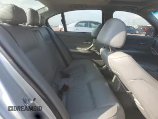 2006 BMW 3 Series 330i with VIN WBAVB33516KS36286, listed as a Copart auction lot 62556015 with 221,032 mi miles and Salvage title. Bid and sale history available at DreamBid. Image 10.