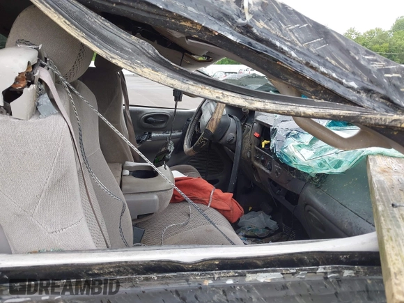 2002 Ford F-150 XL с VIN 1FTRX18L32KB55981, выставлен на аукционе IAAI как лот 42657550 с пробегом Не указан миль и . История ставок и продаж доступна на DreamBid. Изображение 5.