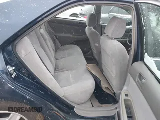 2003 Toyota Camry LE z VIN 4T1BF32K73U055352, wystawiony jako IAAI lot #38989713 z przebiegiem 155 688 mil mil oraz . Historia ofert i sprzedaży dostępna na DreamBid. Obrazek 8.