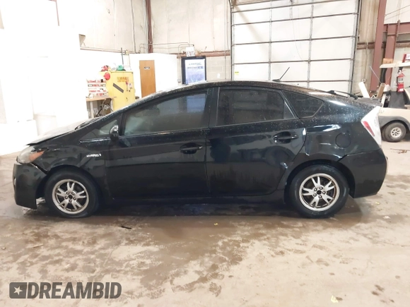 2011 Toyota Prius I with VIN JTDKN3DU2B5322430, listed as a IAAI auction lot 41466240 with Not Provided miles and . Bid and sale history available at DreamBid. Image 14.