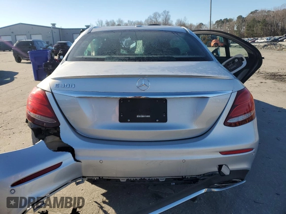 2017 Mercedes-Benz E 300 Luxury with VIN WDDZF4JB2HA035115, listed as a Copart auction lot 87998155 with Not provided miles and Salvage title. Bid and sale history available at DreamBid. Image 6.