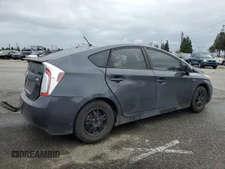 2013 Toyota Prius One with VIN JTDKN3DU2D1682338, listed as a Copart auction lot 48768435 with 152,401 mi miles and Salvage Title. Bid and sale history available at DreamBid. Image 3.