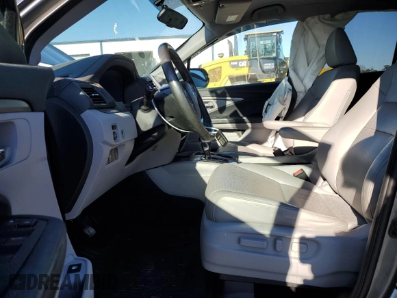 2019 Honda Ridgeline RTL-T with VIN 5FPYK3F63KB012214, listed as a Copart auction lot 41740585 with 33,965 mi miles and Salvage title. Bid and sale history available at DreamBid. Image 7.