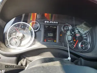 2020 Ram 1500 Big Horn z VIN 1C6SRFBT6LN201358, wystawiony jako Copart lot #53646715 z przebiegiem 84 822 mil mil oraz Szkoda całkowita • Salvage title. Historia ofert i sprzedaży dostępna na DreamBid. Obrazek 9.