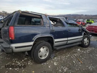 1996 GMC Yukon with VIN 1GKEK13R2TJ718801, listed as a Copart auction lot 84489744 with 0 mi miles and Salvage Title. Bid and sale history available at carsss.com. Image 3.