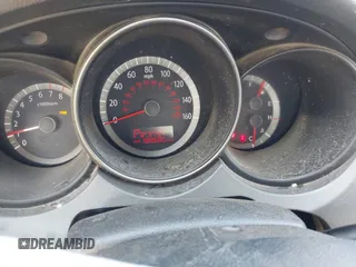 2010 Kia Optima LX z VIN KNAGG4A88A5435095, wystawiony jako IAAI lot #42085605 z przebiegiem 188 685 mil mil oraz . Historia ofert i sprzedaży dostępna na DreamBid. Obrazek 7.