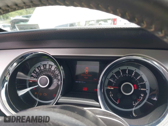 2013 Ford Mustang V6 with VIN 1ZVBP8AM6D5256735, listed as a IAAI auction lot 42322736 with 88,161 mi miles and . Bid and sale history available at DreamBid. Image 7.