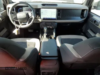 2023 Ford Bronco with VIN 1FMEE5DP7PLB67908, listed as a Copart auction lot 61641545 with 10,256 mi miles and Salvage title. Bid and sale history available at DreamBid. Image 8.