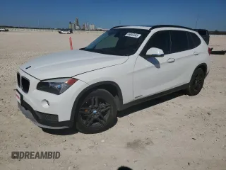 2015 BMW X1 sDrive28i with VIN WBAVM1C51FV316118, listed as a Copart auction lot 46663445 with 117,361 mi miles and Clean Title. Bid and sale history available at carsss.com. Image 1.