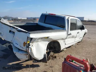2013 Nissan Titan PRO-4X with VIN 1N6BA0EC6DN305470, listed as a IAAI auction lot 41219072 with 1 mi miles. Bid and sale history available at carsss.com. Image 4.