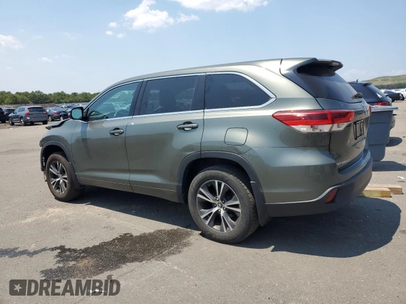 2018 Toyota Highlander LE with VIN 5TDBZRFH7JS876692, listed as a Copart auction lot 63097325 with 95,080 mi miles and Salvage title. Bid and sale history available at DreamBid. Image 2.