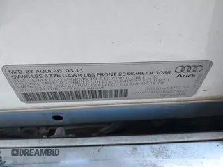 2011 Audi A8 z VIN WAUAVAFD7BN021601, wystawiony jako IAAI lot #42233726 z przebiegiem 182 583 mil mil oraz . Historia ofert i sprzedaży dostępna na DreamBid. Obrazek 9.
