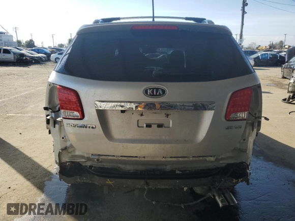 2011 Kia Sorento SX with VIN 5XYKW4A28BG170568, listed as a Copart auction lot 44372555 with 218,737 mi miles and Salvage Title. Bid and sale history available at carsss.com. Image 6.