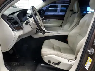 2017 Volvo XC90 Momentum with VIN YV4A22PK9H1115068, listed as a Copart auction lot 54205205 with 130,082 mi miles and Clean Title. Bid and sale history available at carsss.com. Image 7.