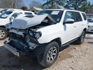 2021 Toyota 4Runner TRD Off Road with VIN JTEPU5JR4M5838551, listed as a IAAI auction lot 41759082 with 47,084 mi miles. Bid and sale history available at carsss.com. Image 18.