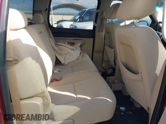 2008 GMC Sierra 1500 SLT z VIN 2GTEC13J381206419, wystawiony jako IAAI lot #42342570 z przebiegiem 145 671 mil mil oraz . Historia ofert i sprzedaży dostępna na DreamBid. Obrazek 8.