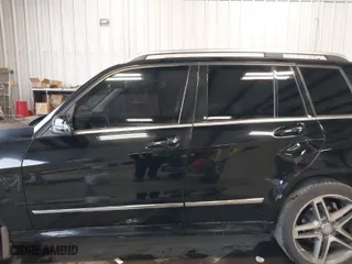 2013 Mercedes-Benz GLK-Class GLK 350 with VIN WDCGG8JB7DF984043, listed as a IAAI auction lot 41777921 with 119,647 mi miles. Bid and sale history available at carsss.com. Image 14.
